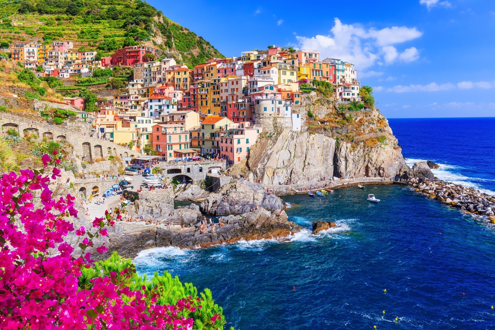 shutterstock_2445221707